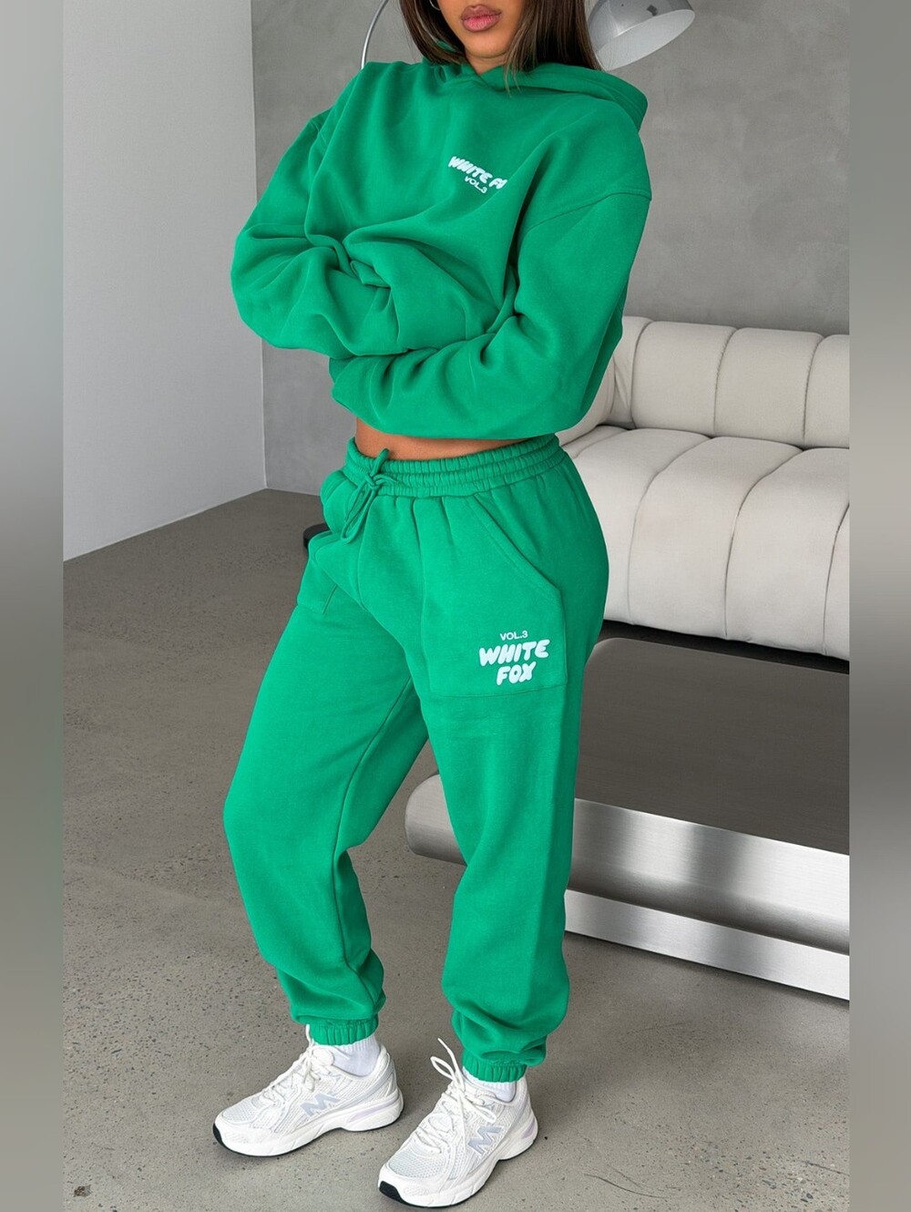 EUC- White Fox Offstage Jogger Vol 3 Amazon Green Women's Size XXS